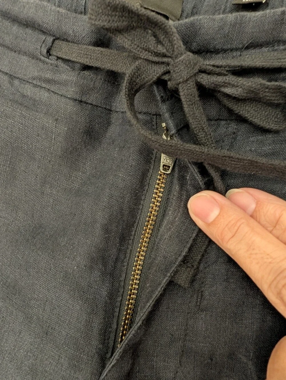 Vince Lightweight Hemp Men's Pant in Coastal Blue Drawstring Pockets Small